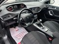 Daumennagel 11 - Peugeot 308 SW Allure/NAVI/MFL/TEMPOM/PDC/SHZ/CARPLAY/