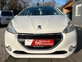 Daumennagel 8 - Peugeot 208 1.2 Active/II.HD/PANO/NAVI/TEMPOM/SHZ/MFL/