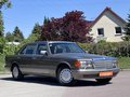 Daumennagel 49 - Mercedes-Benz 560 SEL
