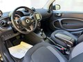 Daumennagel 9 - smart fortwo coupe electric drive / EQ AppleCarplay