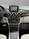 Daumennagel 25 - Mercedes-Benz B 200, AUTOMATIK, NAVI, R-KAMERA, PANO, LED