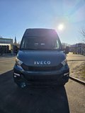 Daumennagel 2 - Iveco Daily 50 C17, 17 Sitzer, STNDHZG., Automatik