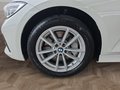 Daumennagel 15 - BMW 330d Sport Line Pano/Navi/LED/el.Klappe/Keyless