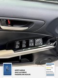 Daumennagel 27 - Lexus IS 300h Park-Assistent mit Rückfahrkamera. Scheckheft. 2 Hand.