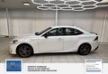 Daumennagel 29 - Lexus IS 300h Park-Assistent mit Rückfahrkamera. Scheckheft. 2 Hand.