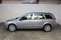 Daumennagel 5 - Opel Astra H Caravan Innovation 1.6 Aut. XEN GRA ALU