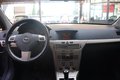 Thumbnail 10 - Opel Astra H Caravan Edition
