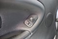 Daumennagel 20 - BMW 323 i Exclusiv Edition LEDER SHZ PDC 2. HAND