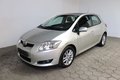 Daumennagel 3 - Toyota Auris Life 1.3 KLIMAAUT. 4S-REIFEN