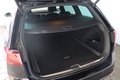 Daumennagel 9 - Volkswagen Passat Business R-Line 2.0 LEDER MATRIX AHK
