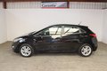 Daumennagel 5 - Hyundai i30 Trend 1.4 KLIMA GRA PDC