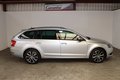 Daumennagel 6 - Skoda Octavia Combi Soleil 2.0 TDI DSG NAVI CARPLAY SHZ