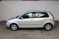 Daumennagel 5 - Volkswagen Polo IV Highline 1.4 KLIMAAUT ALU 1.HD