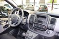 Daumennagel 7 - Renault Trafic Combi L2H1 2,9t Expression 9 Sitzer