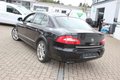 Daumennagel 14 - Skoda Superb Elegance 2,0 TDI DSG Leder=Navi=Xenon=Memory