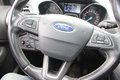 Daumennagel 7 - Ford Kuga Vignale 2.0 TDCi 4x4 Aut Leder=XEN=NAVI=KAMERA