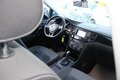 Daumennagel 5 - Volkswagen Golf Sportsvan VII 1.4 TSI DSG Highline PANORAMADACH
