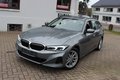Daumennagel 18 - BMW 318 d Automatik Scheinwerfer LED=PANORAMADACH