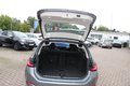 Daumennagel 16 - BMW 318 d Automatik Scheinwerfer LED=PANORAMADACH