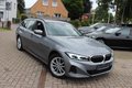 Daumennagel 24 - BMW 318 d Automatik Scheinwerfer LED=PANORAMADACH