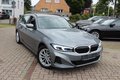 Daumennagel 27 - BMW 318 d Automatik Scheinwerfer LED=PANORAMADACH