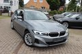 Daumennagel 28 - BMW 318 d Automatik Scheinwerfer LED=PANORAMADACH