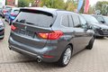 Daumennagel 19 - BMW 220 i Luxury Line 7 Sitzer=LED=NAVI=LEDER=PANORAMADACH