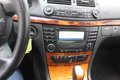Daumennagel 3 - Mercedes-Benz E 240 Elegance AUT NAVI=e.HGSD=2.Hand=Sehr Gepflegt