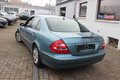 Daumennagel 21 - Mercedes-Benz E 240 Elegance AUT NAVI=e.HGSD=2.Hand=Sehr Gepflegt