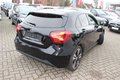 Daumennagel 21 - Mercedes-Benz A 180 CDI / d BE Night+Leder+Navi+ LED+Panoramadach