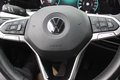 Daumennagel 6 - Volkswagen Golf VIII 1.0 eTSI OPF Life DSG Scheinwerfer LED=NAVI