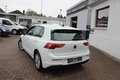 Daumennagel 23 - Volkswagen Golf VIII 1.0 eTSI OPF Life DSG Scheinwerfer LED=NAVI