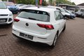 Daumennagel 25 - Volkswagen Golf VIII 1.0 eTSI OPF Life DSG Scheinwerfer LED=NAVI