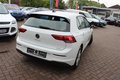 Daumennagel 26 - Volkswagen Golf VIII 1.0 eTSI OPF Life DSG Scheinwerfer LED=NAVI