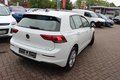 Daumennagel 29 - Volkswagen Golf VIII 1.0 eTSI OPF Life DSG Scheinwerfer LED=NAVI