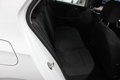 Daumennagel 10 - Volkswagen Golf VIII 1.0 eTSI OPF Life DSG Scheinwerfer LED=NAVI