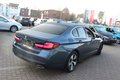 Daumennagel 27 - BMW 520 d xDrive Aut Navi=LEDER=Standheizung==LED
