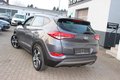 Daumennagel 20 - Hyundai TUCSON 2.0 CRDi Style 4WD AUT PANO=LEDER=NAVI=LED LEUCHTE