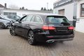 Daumennagel 17 - Mercedes-Benz E 300 de 4Matic Mod.2022. AVANTGARDE LED=AMBIENTE=LEDER=MBUX