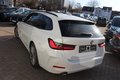 Daumennagel 20 - BMW 318 d Aut LEDER=NAVI=LED LEUCHTE=HeadUP=Harman Kardon