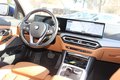 Daumennagel 3 - BMW 318 d Aut LEDER=NAVI=LED LEUCHTE=HeadUP=Harman Kardon