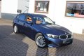Daumennagel 1 - BMW 318 d Aut LEDER=NAVI=LED LEUCHTE=HeadUP=Harman Kardon