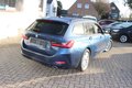 Daumennagel 24 - BMW 318 d Aut LEDER=NAVI=LED LEUCHTE=HeadUP=Harman Kardon