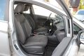 Daumennagel 8 - Ford Fiesta Titanium+Automatik+PDC VORNE+HINTEN AUTOMATIK+PDC