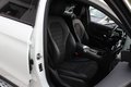 Daumennagel 5 - Mercedes-Benz GLC 300 e 4Matic Coupe AMG Line Night-Paket=Ambiente