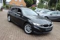 Daumennagel 25 - BMW 320 d xDrive Automatik Scheinwerfer LED=NAVI