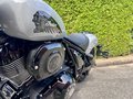 Daumennagel 10 - Indian Chief Bobber Dark Horse Storm Gray 4-Zoll-Touchscreen