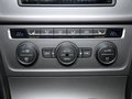 Daumennagel 25 - Volkswagen Golf VII Lounge BMT*2Vorb*VW Servicege*PDC V&H*Sitzheizung*