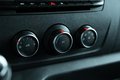 Daumennagel 16 - Renault Master III DoKa Pritsche L3H1 3,5t 7-SITZER