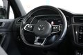 Daumennagel 26 - Volkswagen Tiguan Highline 4Motion R-Line AUT NAV AHK KEYLEES PANO LED